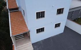 Apartamento mobiliado com vista exclusiva da Serra
